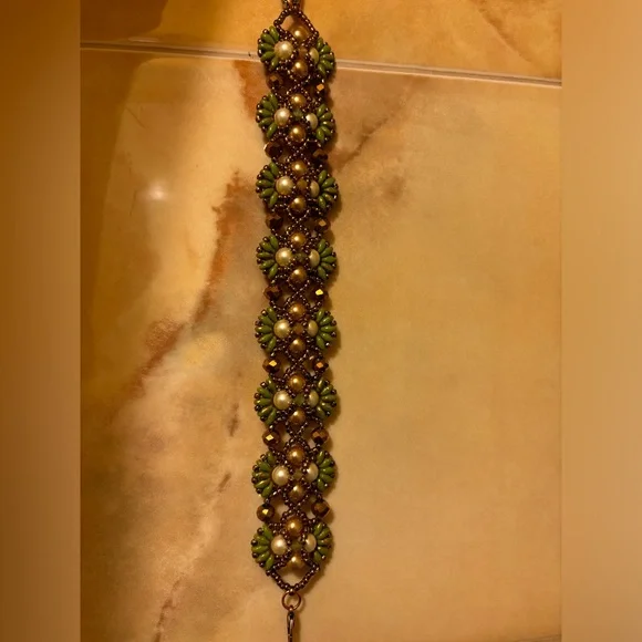 Hand crafted bracelet beige gold pearls tourmalines olive bronze beads gift box - Picture 9 of 10